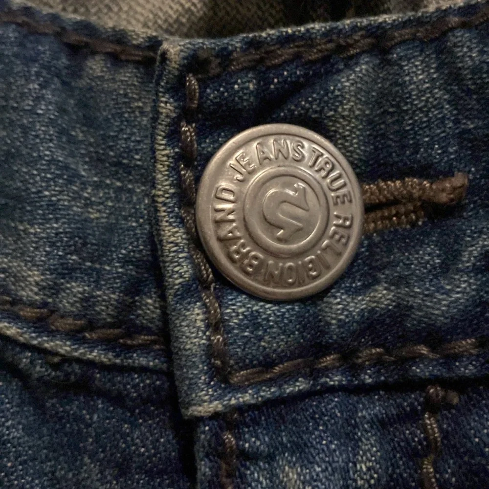 TRUE RELIGION